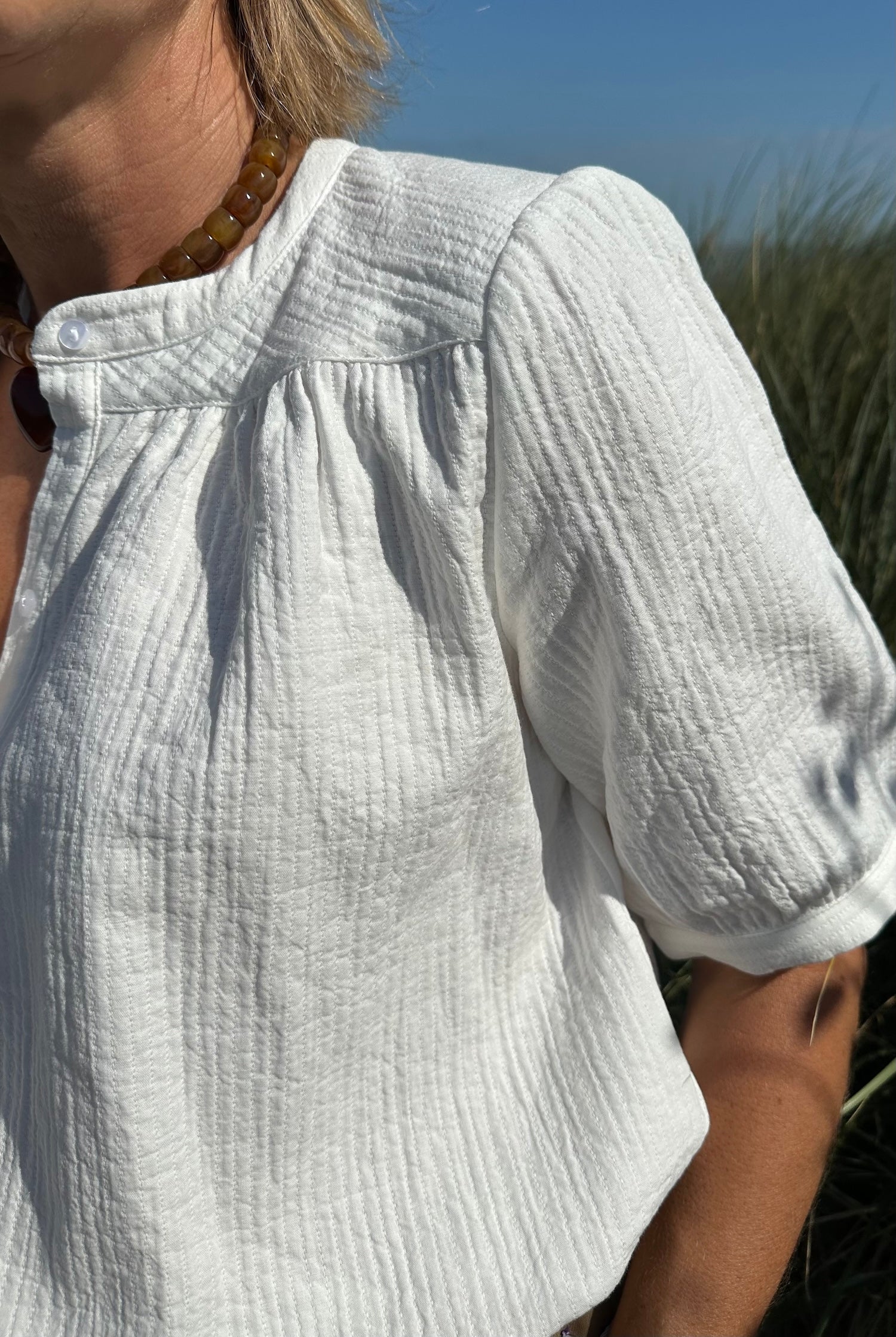 Blouse Ambrine blanc cassé (disponible taille 2, 3 et 4)